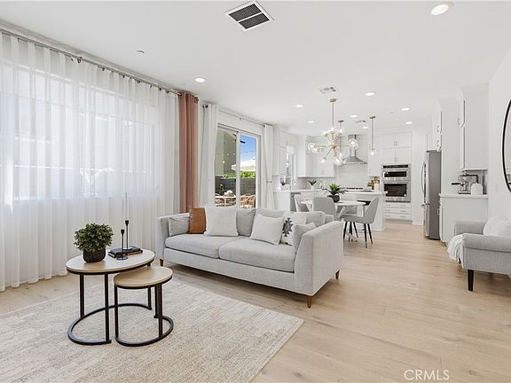 3rd image of 3482 Ivy Way