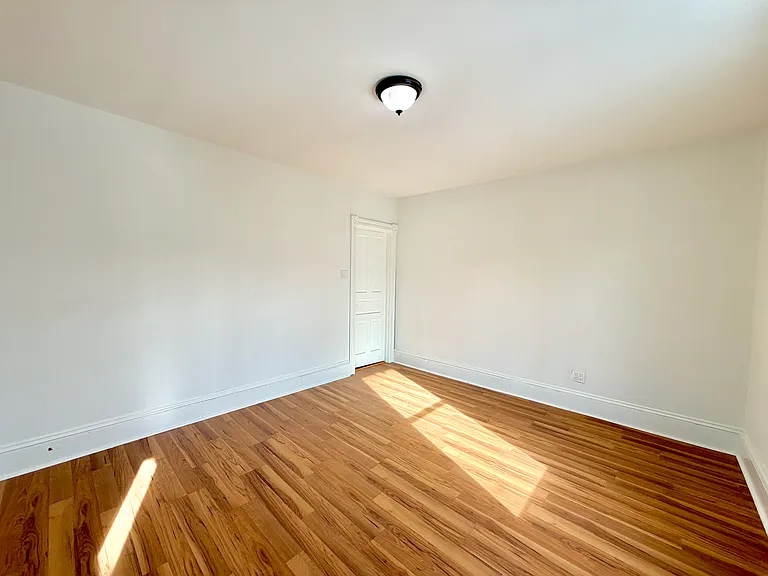 122 Summit Ave #2 — Photo 11