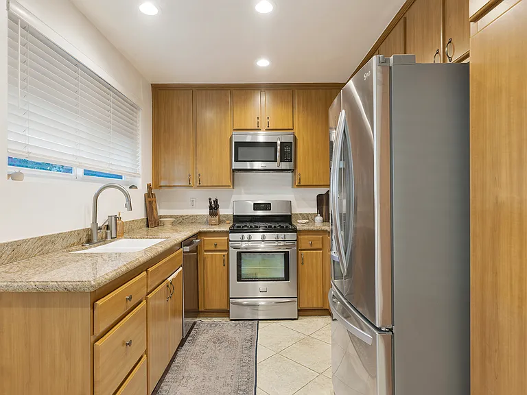 12803 Bloomfield St #2 — Photo 12