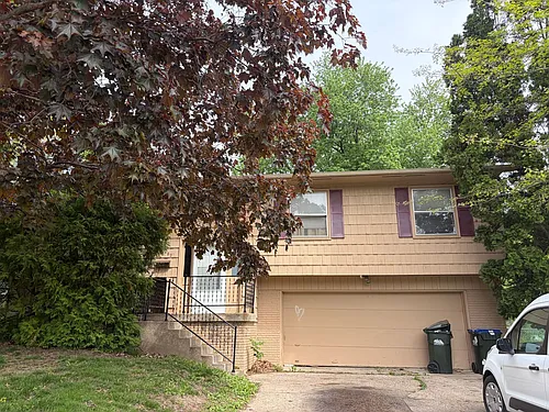 3062 Muscatine Ave Photo 1
