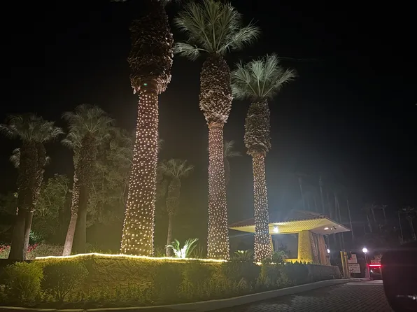 685 N Ashurst Ct #H20, Palm Springs, CA 92262