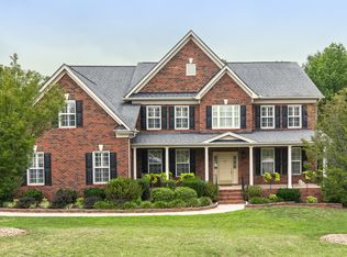 1056 Revelwood Dr, Matthews, NC 28104