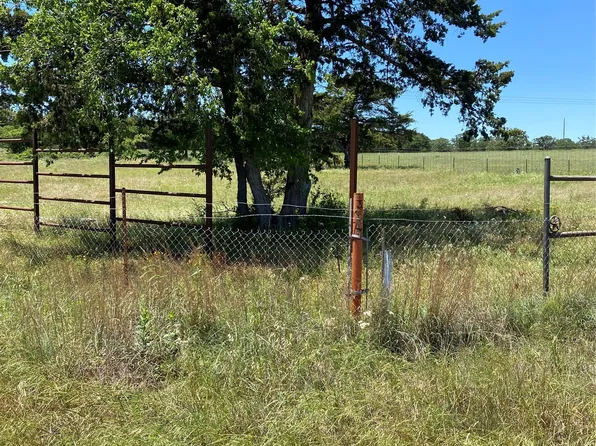 5925 State Highway 287, Bowie, TX 76230