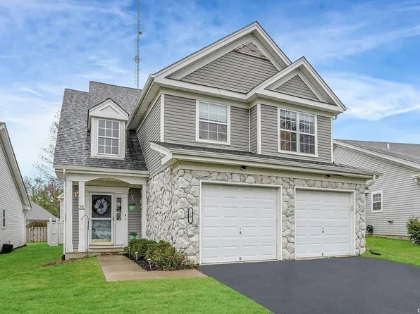 29 Perri Circle #29, Middle Island, NY 11953