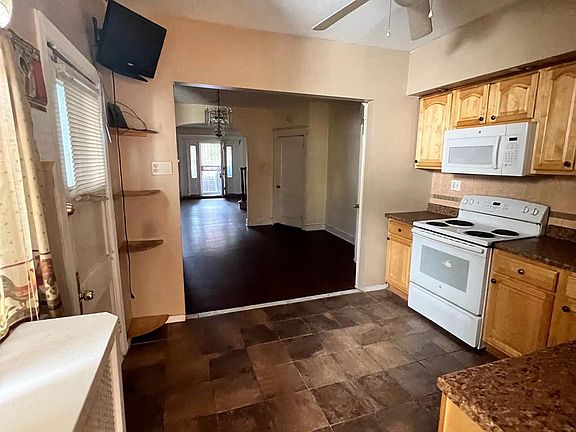 5th image of 6718 N 18th St