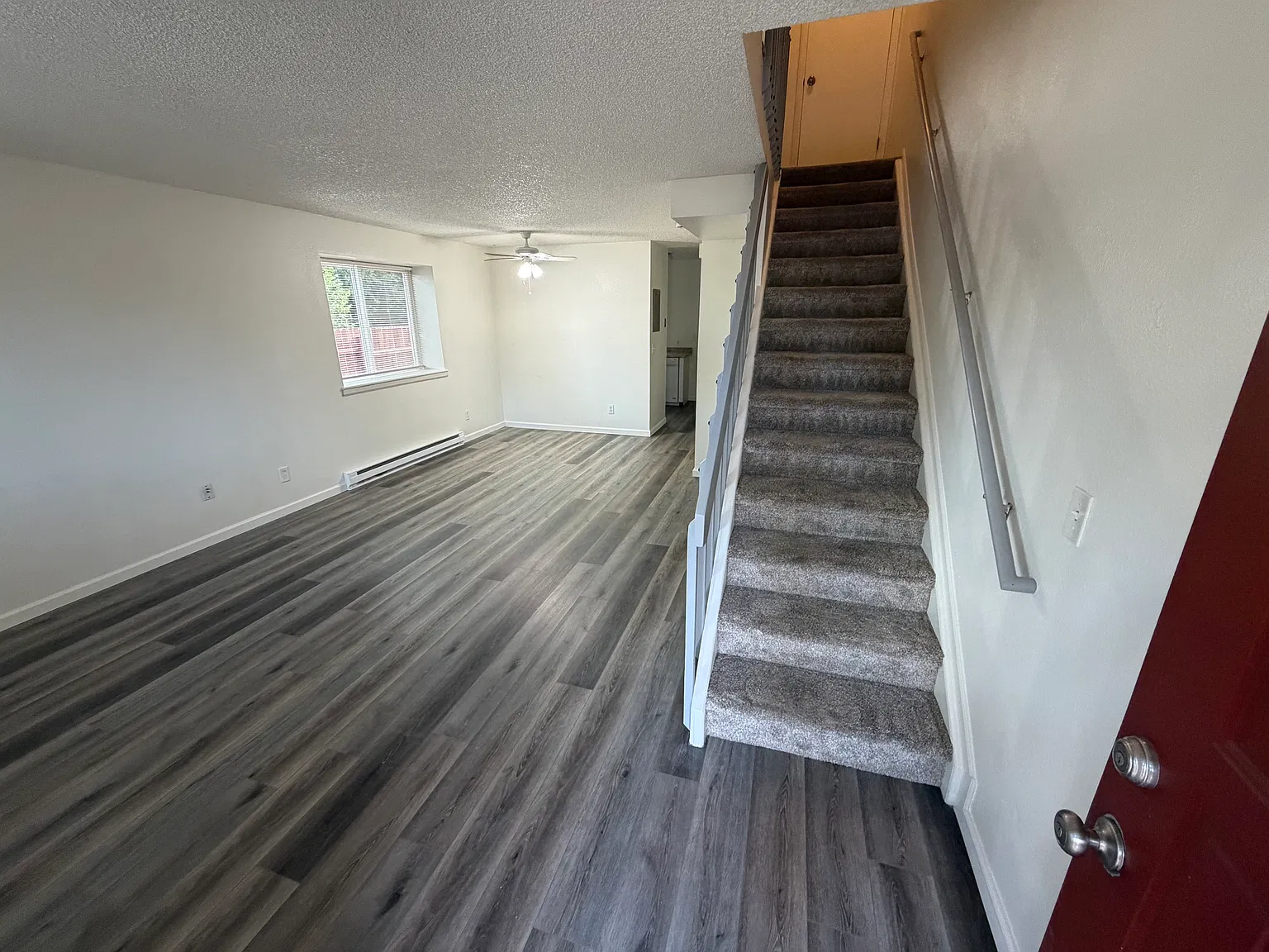 2 bed, 2.5 bath, 1200 sqft, $1,700 — Photo 4