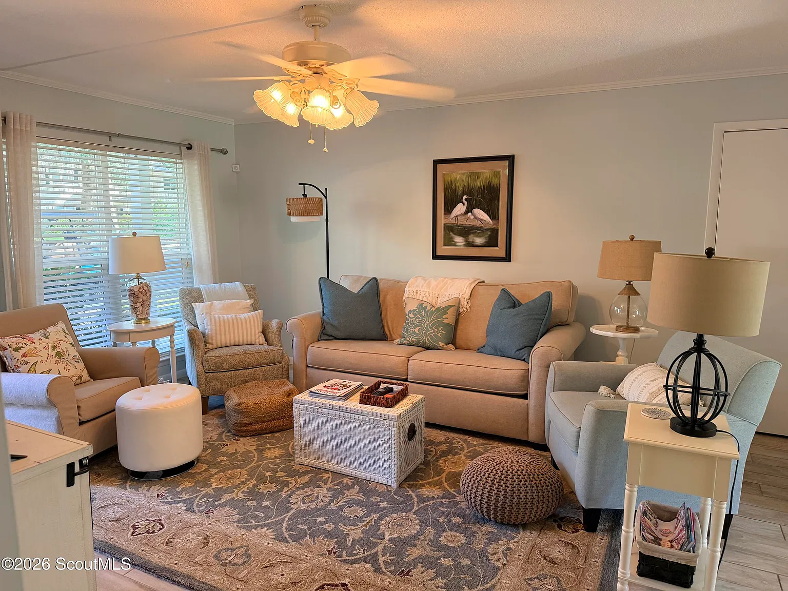 2 bed, 2.0 bath, 910 sqft, $2,500 — Photo 3