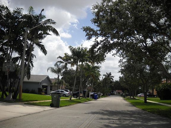 4th image of 20220 NW 7th St