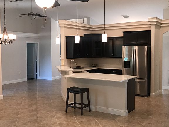 3rd image of 5889 NW Carovel Ave
