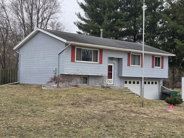 1750 Poplar Path, Stevensville, MI 49127