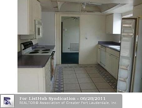 2nd image of 6720 SW 7th Pl