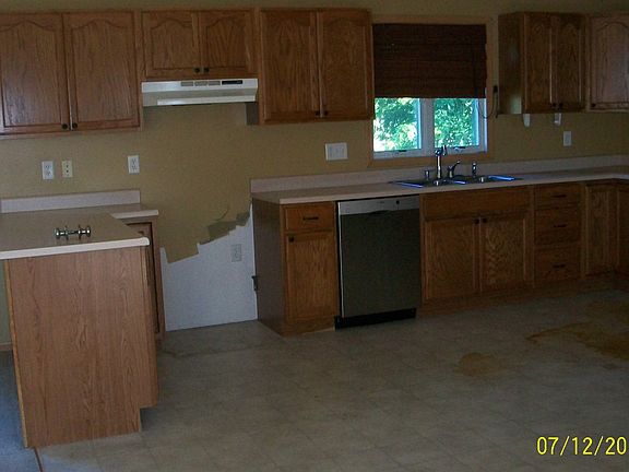 5th image of 112 Horseshoe Dr