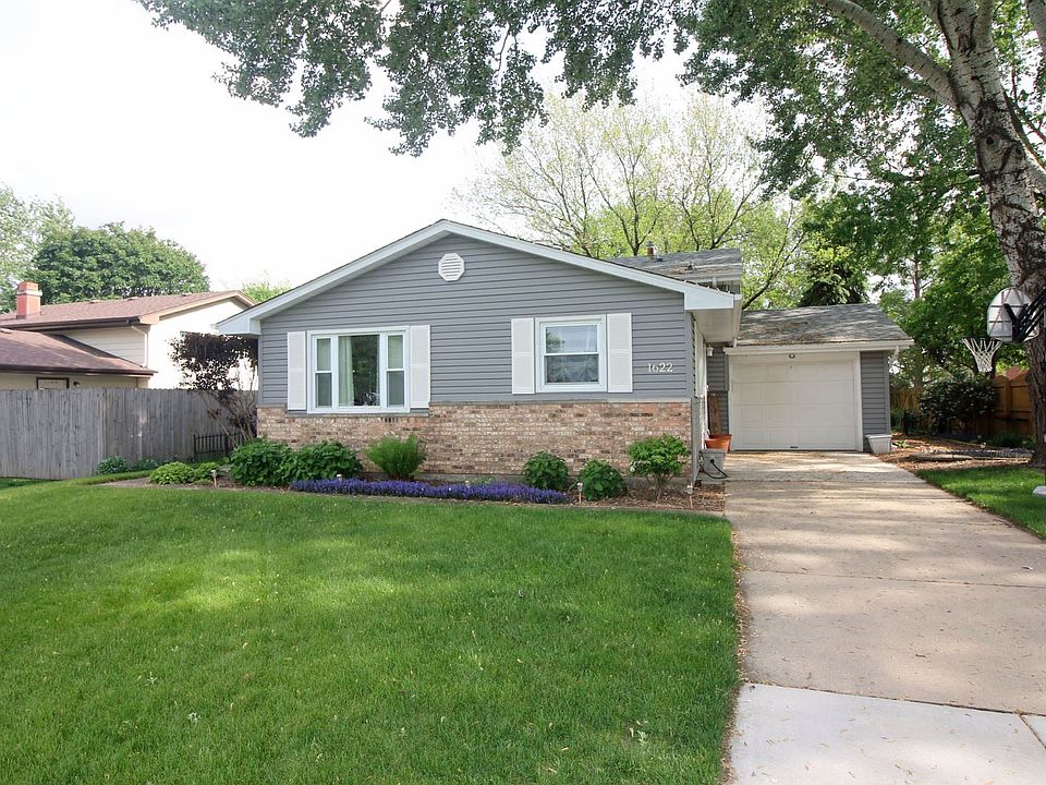 1st image of 1622 Carlton Ct
