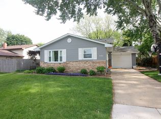 1622 Carlton Ct, New Lenox, IL 60451