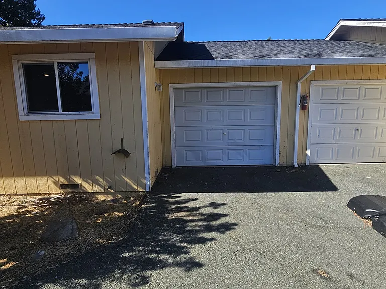 81 Madden Ln #A — Photo 4