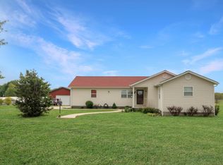 454 Snow Rd, Murray, KY 42071