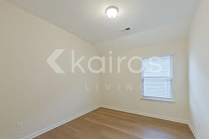 6947 Brightwell Ln — Photo 9