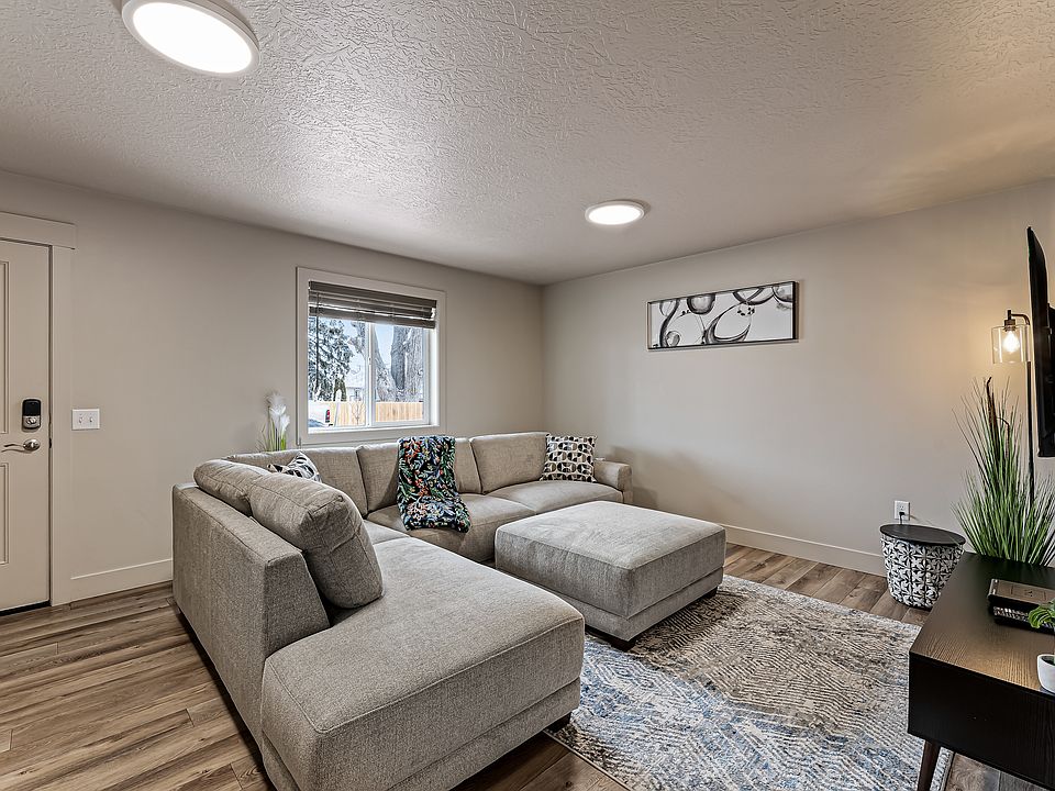 Kendall1430 S 4th Ave. Pocatello, ID 83201 1 1430 S 4th Ave