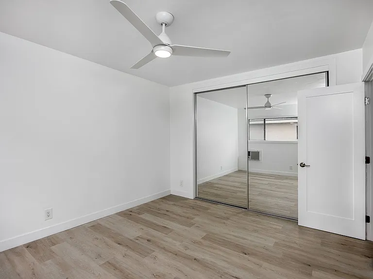 West Brent Apartments — Photo 56
