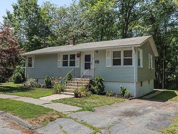 2nd image of 28 Greybert Ln