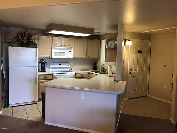 2nd image of 10401 N 52nd St Unit 118