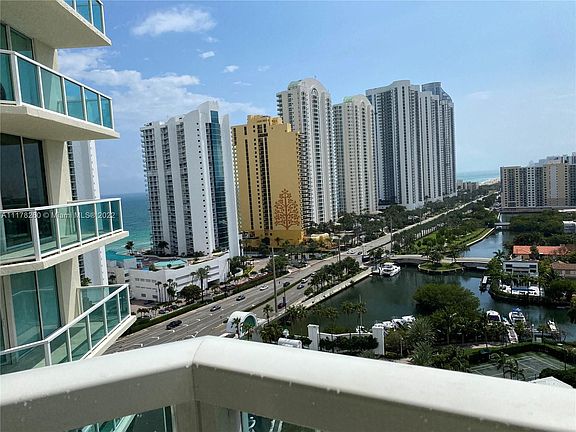 4th image of 150 Sunny Isles Blvd #1-1804