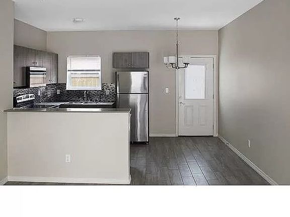 4th image of 509 Carlisle Ave #1
