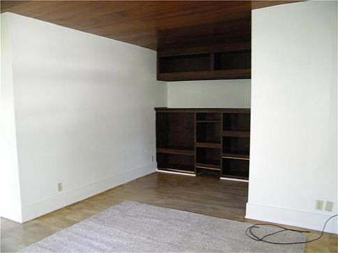 5th image of 511 Wyoming Ave