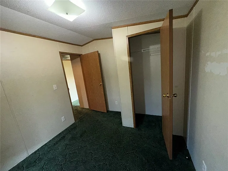 5676 State Route 14 — Photo 12