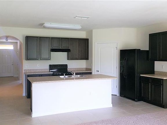 3rd image of 399 Nova Dr