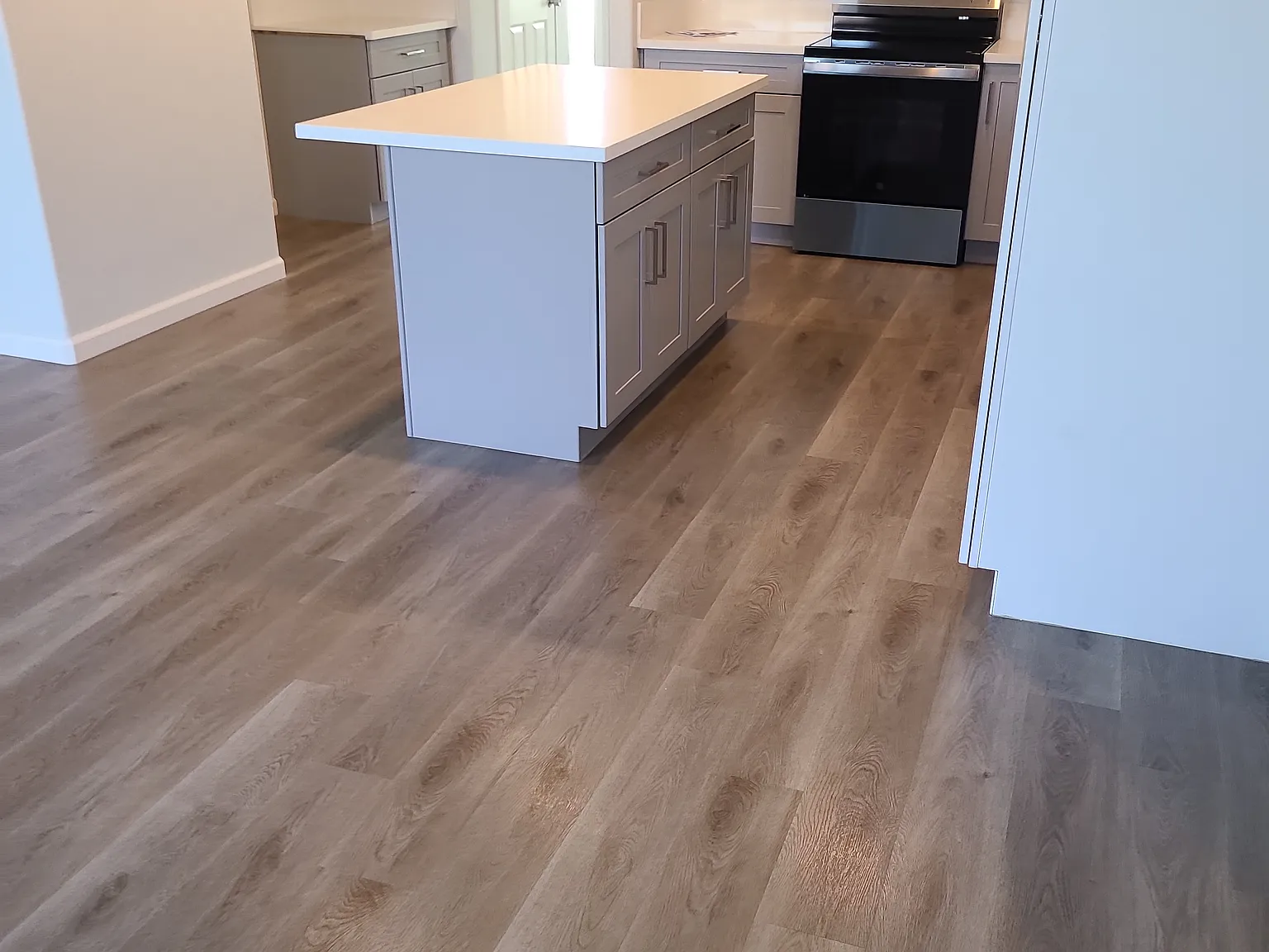 4 bed, 1807 sqft, $2,700 — Photo 2