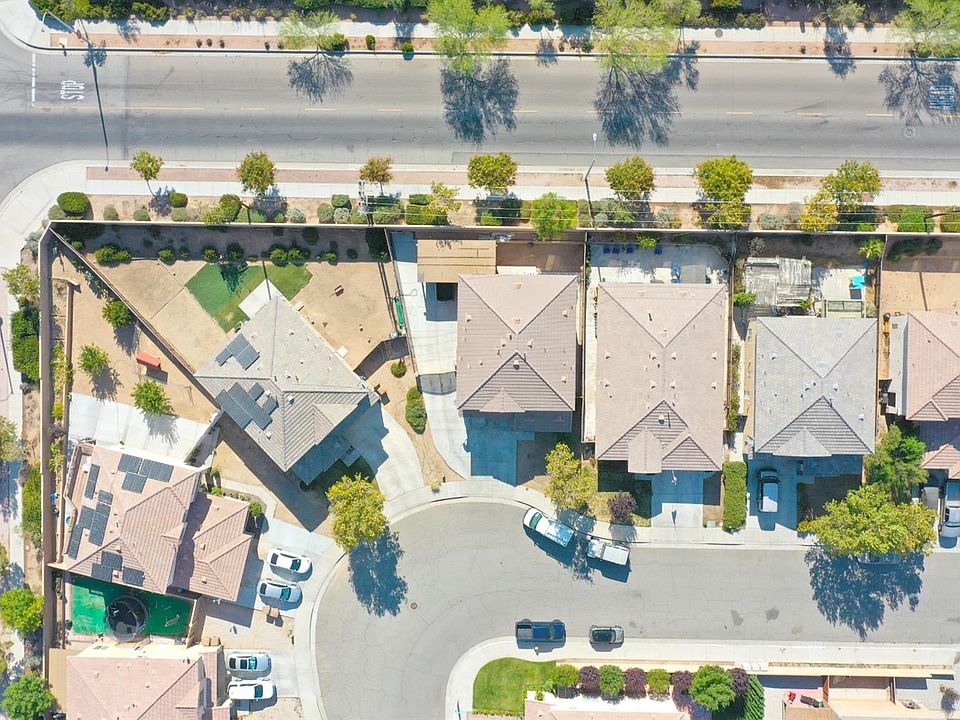 2nd image of 9318 Field Stone Ave