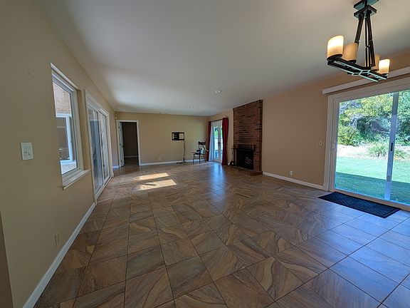 4th image of 177 W Green Vale Dr
