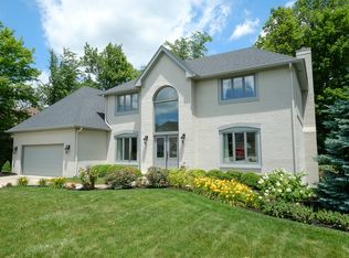 8783 Bay Pointe Cir, Indianapolis, IN