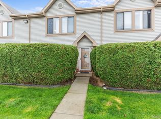 50450 Bay Run N, Chesterfield, MI