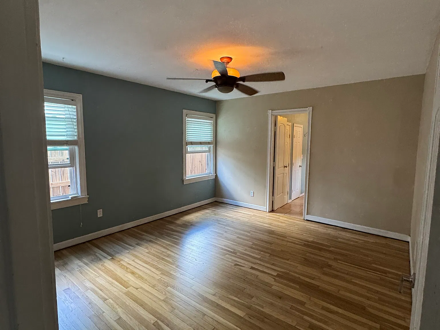 3 bed, 1600 sqft, $1,600 — Photo 3