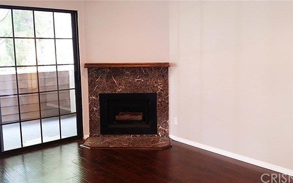 5th image of 6545 Reseda Blvd Unit 16