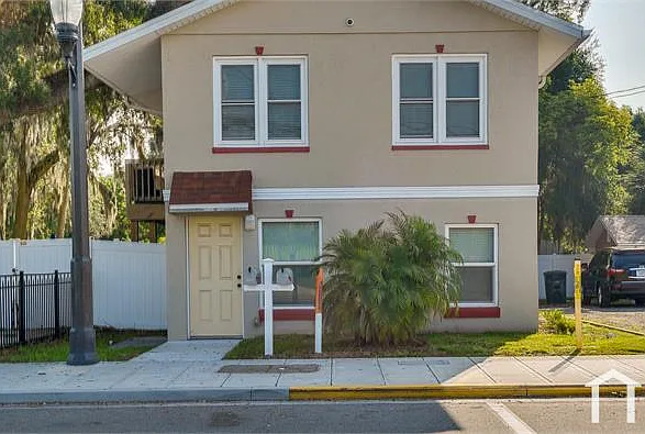 155 S Martin Luther King Blvd #B — Photo 1