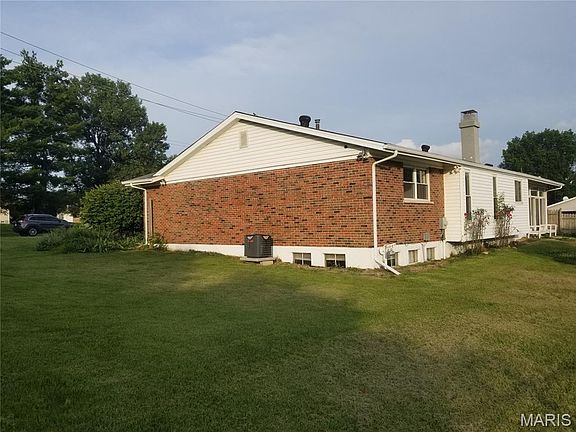 5th image of 4023 Monsols Dr