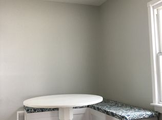 1814 McMinn St, Aliquippa, PA 15001
