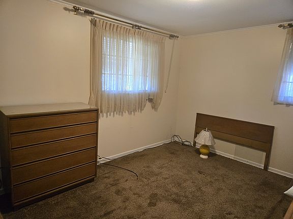 5th image of 17557 Sycamore Dr