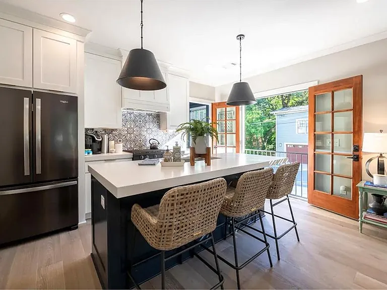 360 Sinclair Ave NE — Photo 13