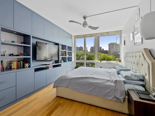 415 Main Street image 3 of 12