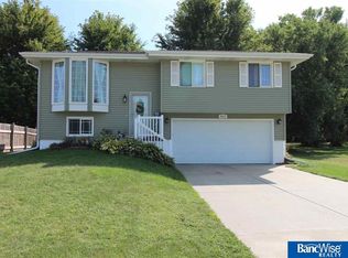 4911 W Adams St, Lincoln, NE 68524