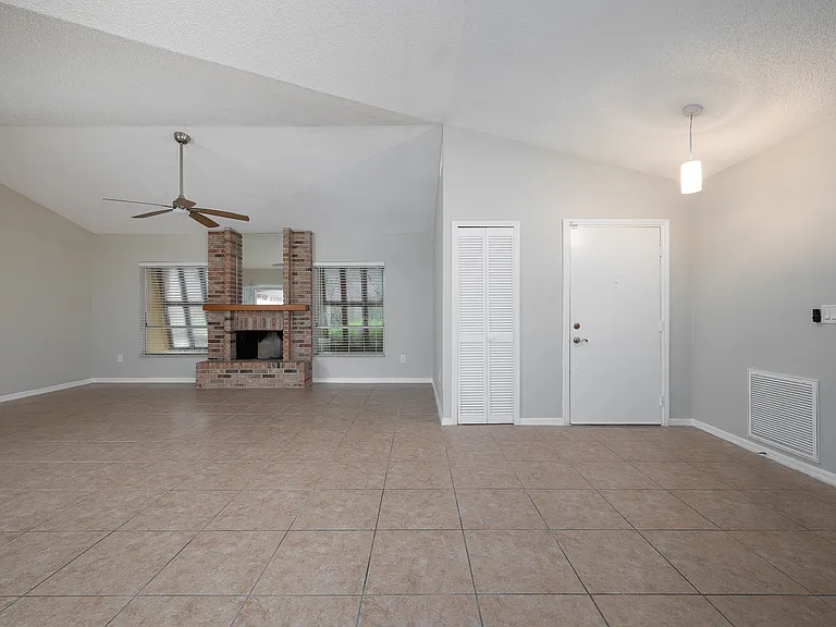 4914 Samoa Cir — Photo 8