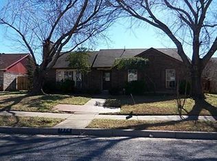 1374 Greenbriar Ln, Lancaster, TX 75146