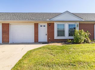 212 Rosemarie Dr APT 8, Lebanon, OH 45036