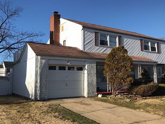 2nd image of 53 Angevine Ave
