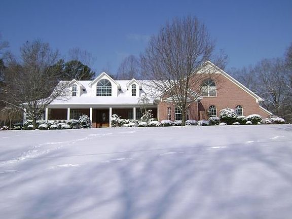 210 Hidden Hills
