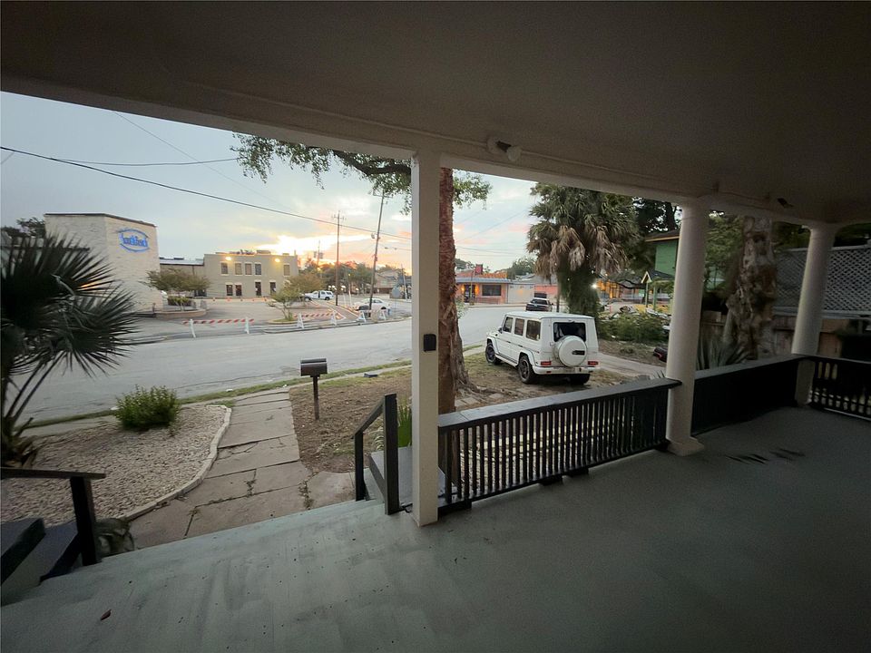 1st image of 2518 Grant St